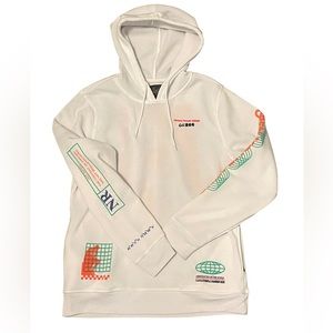 NWOT white graphic sweatshirt with pockets